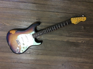 guitare électrique stratocaster